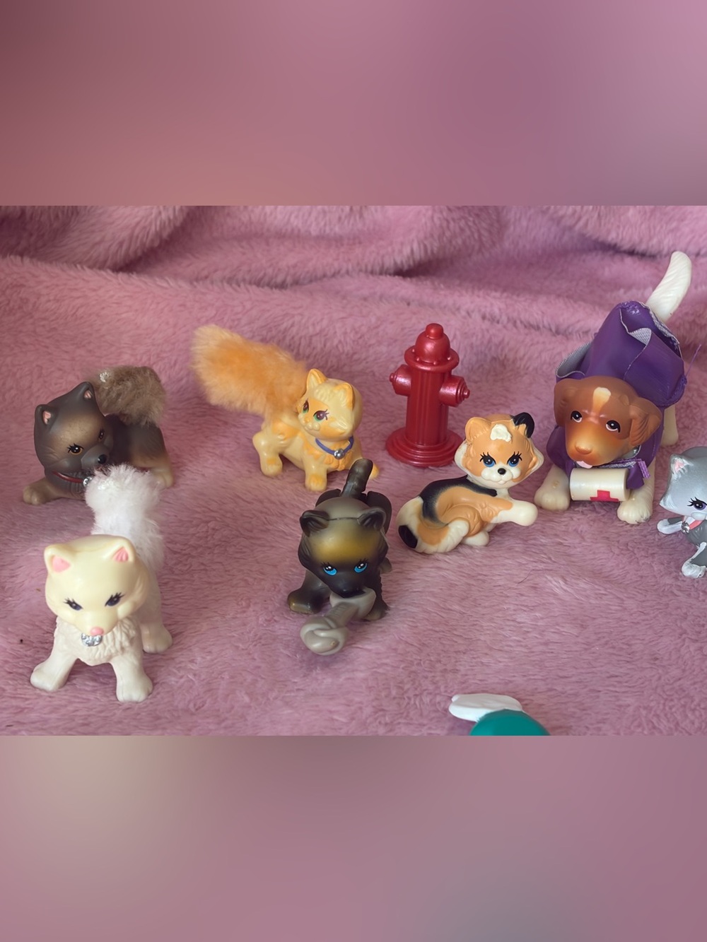 Large lot of vintage Kenner littlest pet shops ( pets and accessories!!!) - Picture 4 of 9